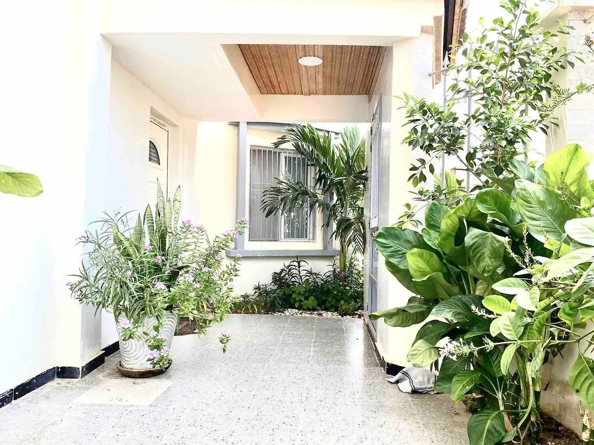 Belle Villa Confortable Avec Gardien Dakar
